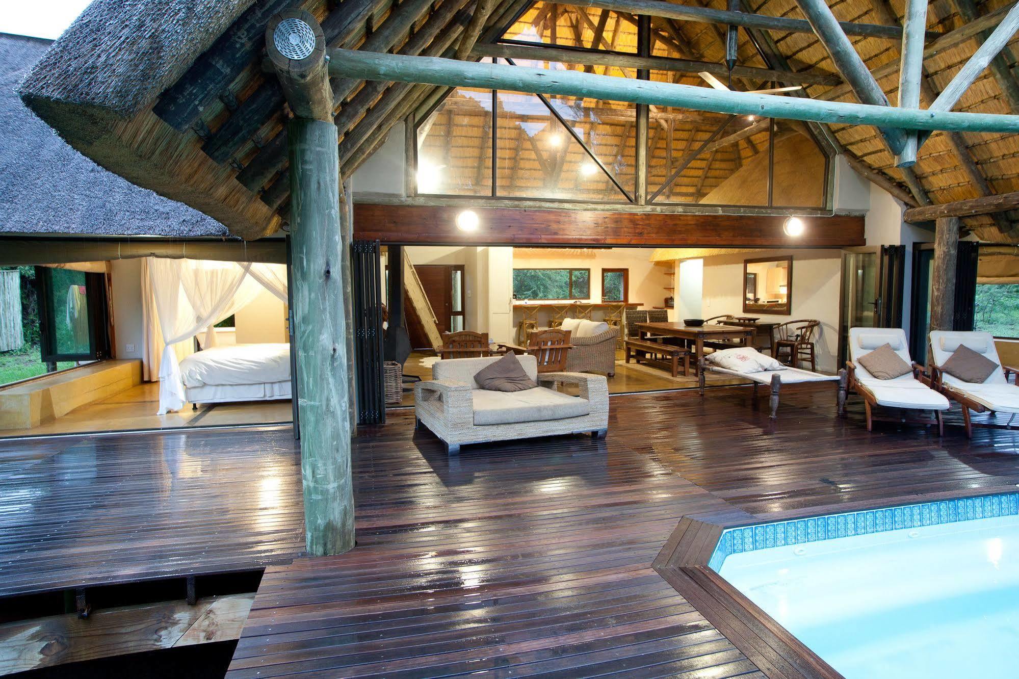 Rhino River Lodge Manyoni Private Game Reserve Exteriör bild