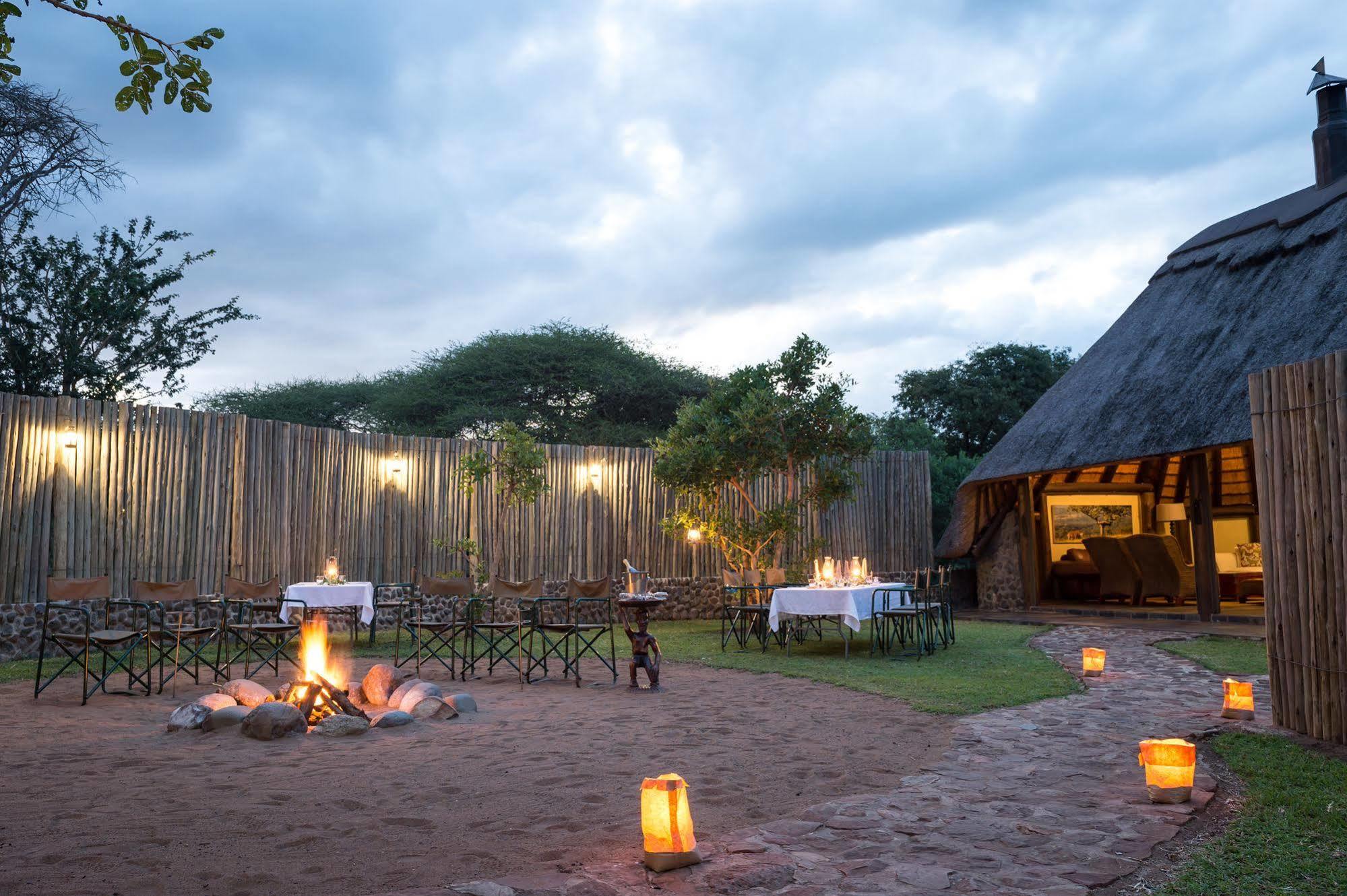 Rhino River Lodge Manyoni Private Game Reserve Exteriör bild